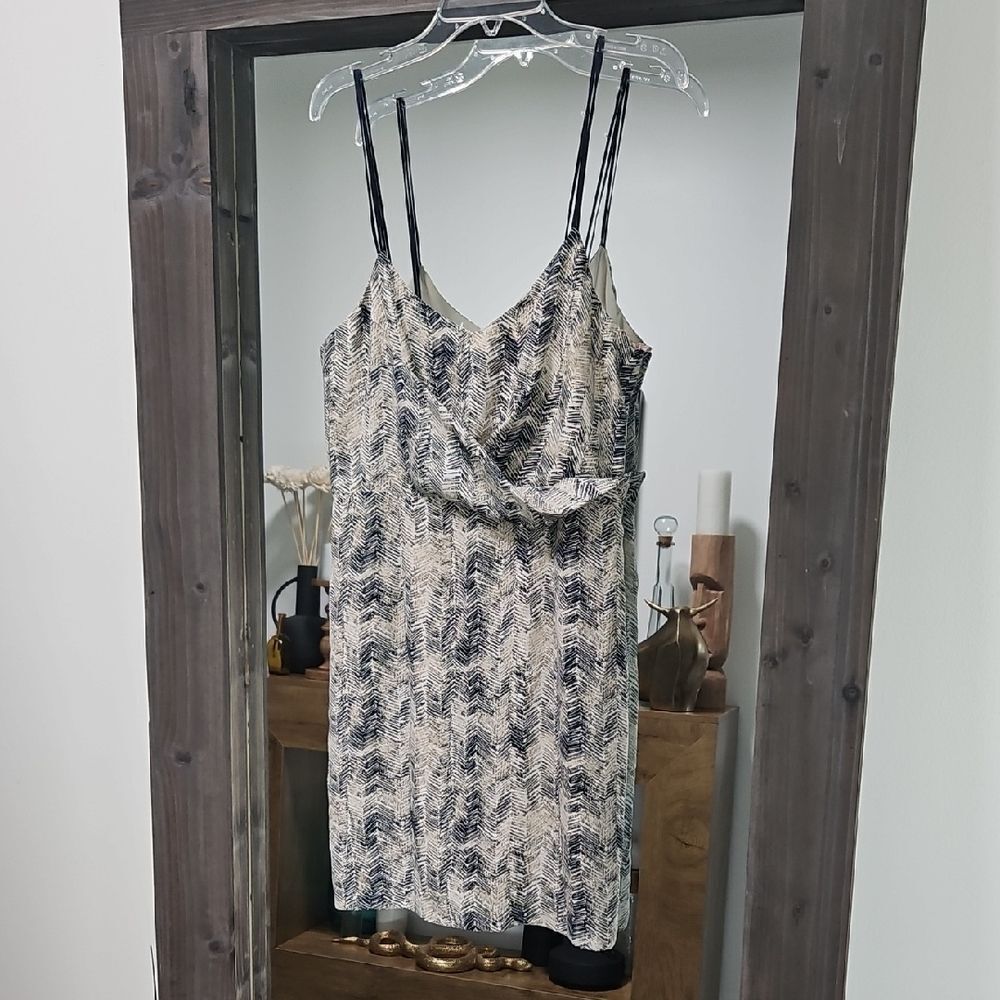 Forever 21 Black and Cream Patterned Top
